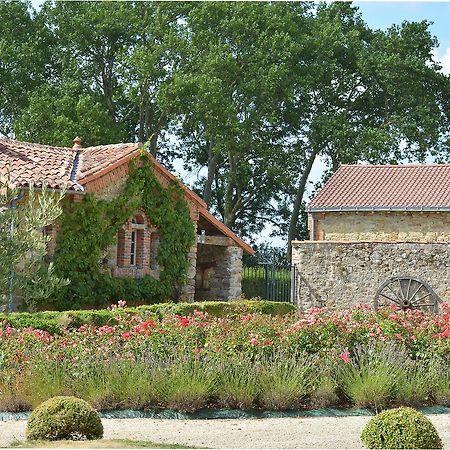 B&B Domaine De La Corbe Bournezeau Exterior photo